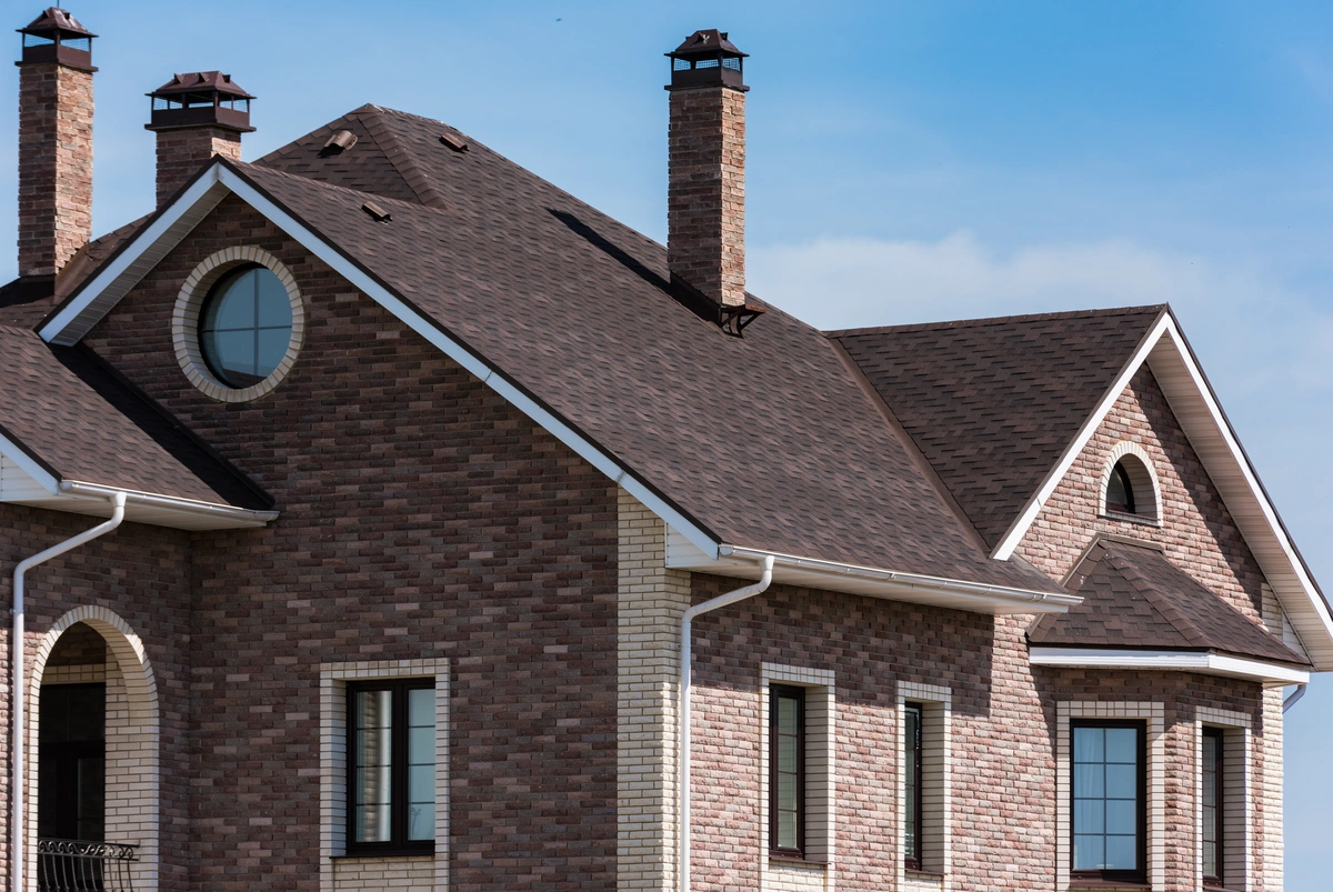 New shingle roof installation on Brentwood, TN home