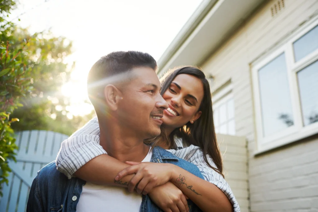 Happy homeowners in Lebanon enjoy home with new roof