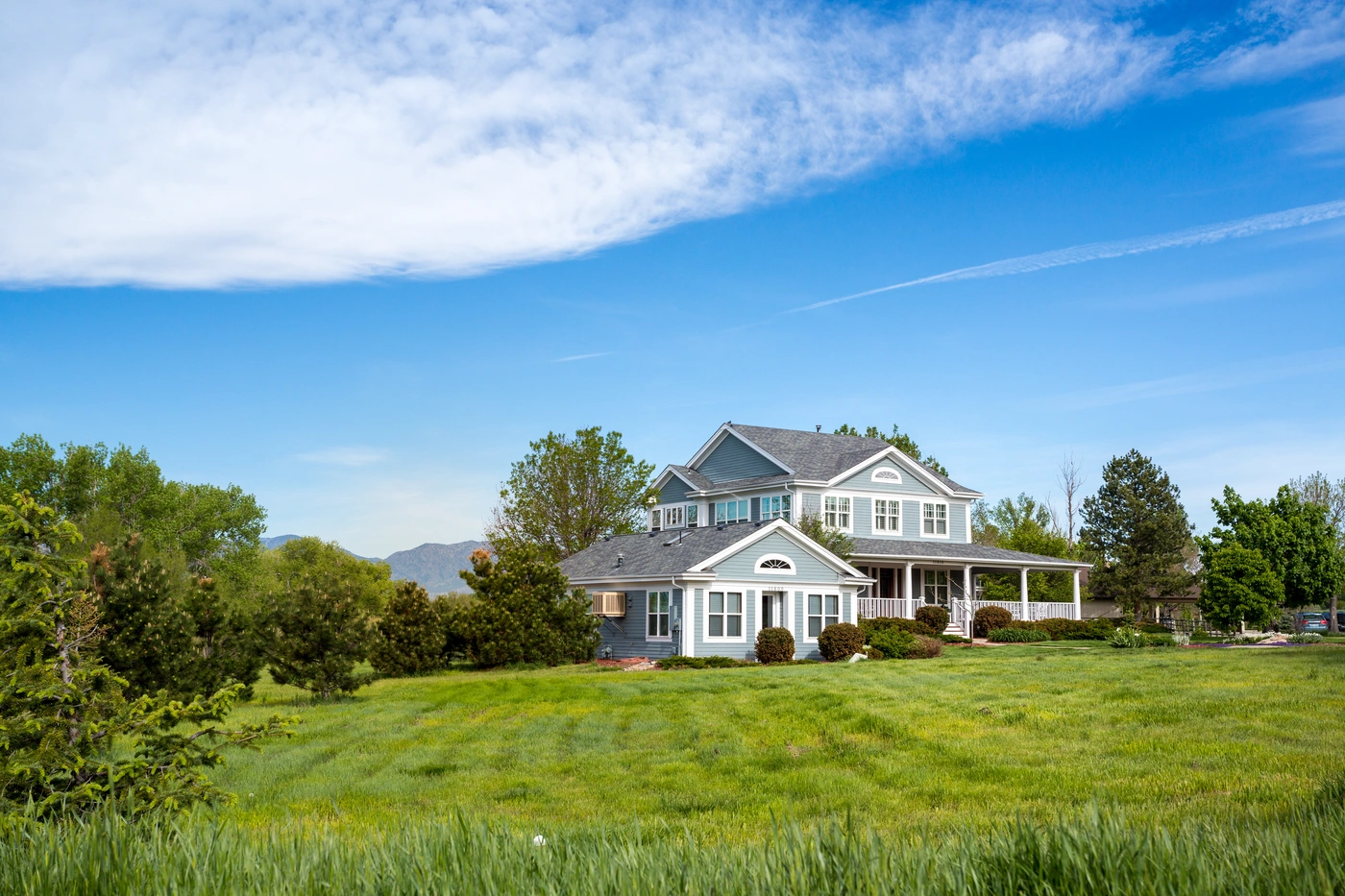 New shingle roof installation on Tennessee home